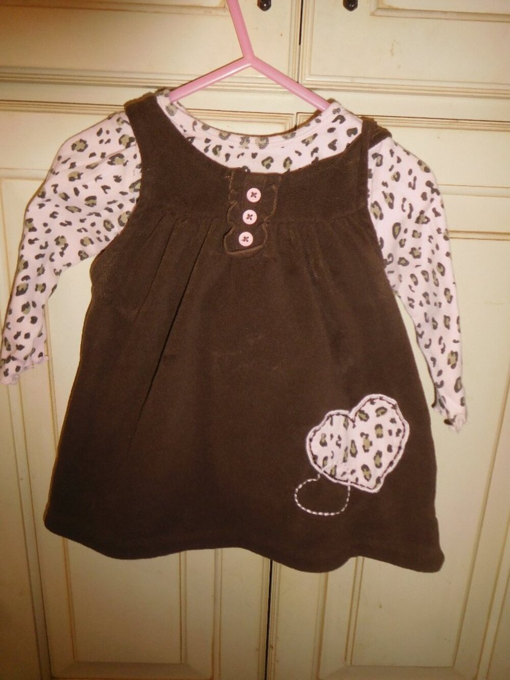 Bundle of 2 ( 9 mos) Outfits
